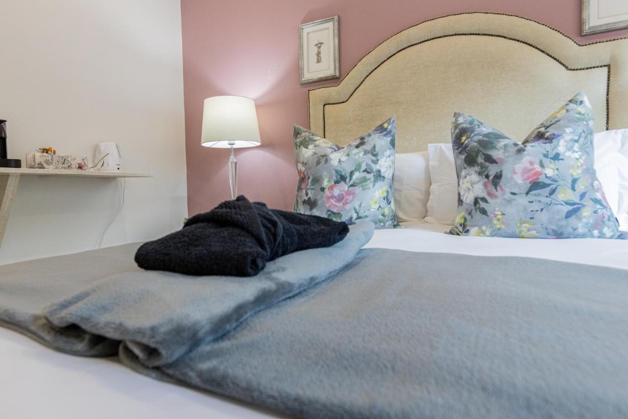 Fleur De Lis Guesthouse ครูเกอร์สดอร์ป ภายนอก รูปภาพ