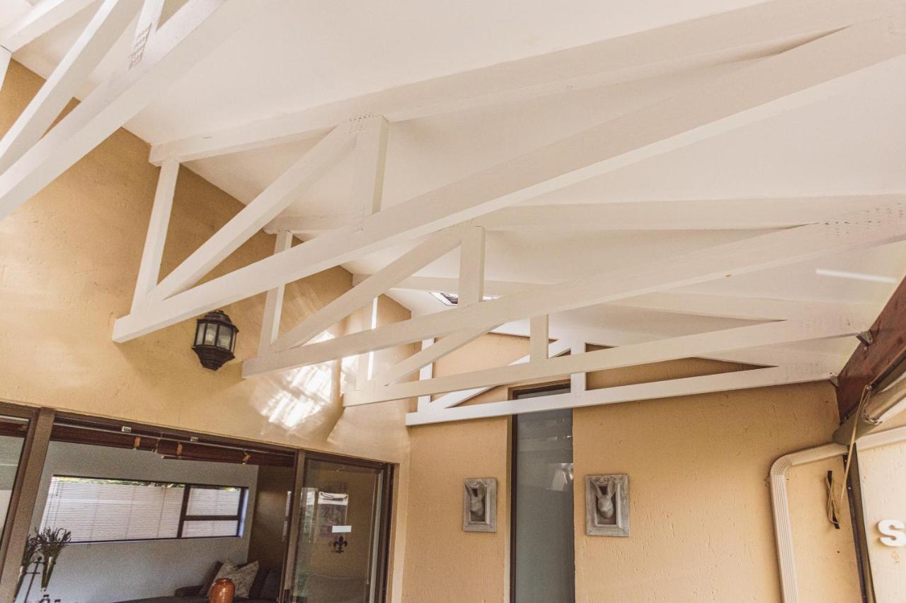 Fleur De Lis Guesthouse ครูเกอร์สดอร์ป ภายนอก รูปภาพ