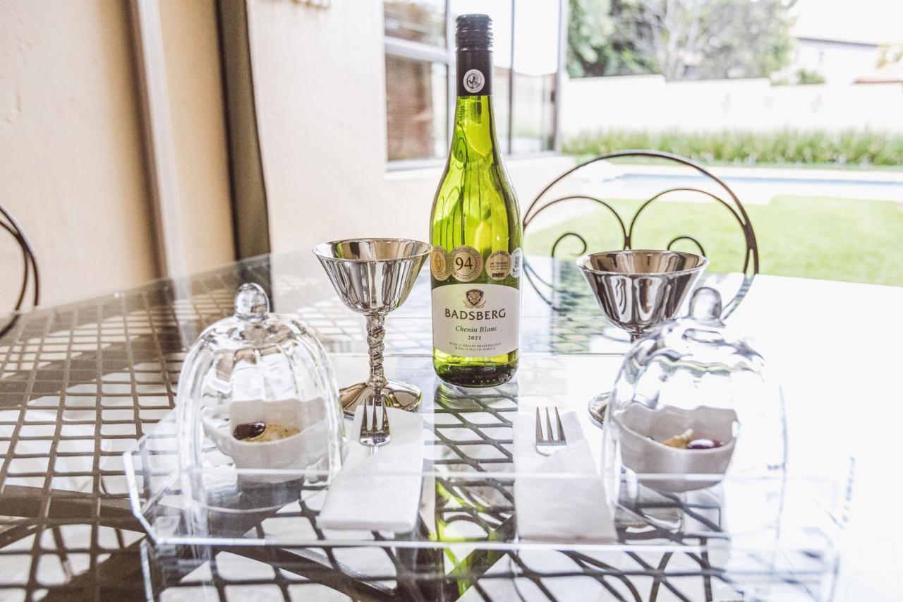 Fleur De Lis Guesthouse ครูเกอร์สดอร์ป ภายนอก รูปภาพ